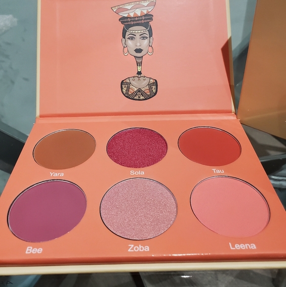 Juvia's Place Saharan II Blush Palettes - Picture 2 of 4